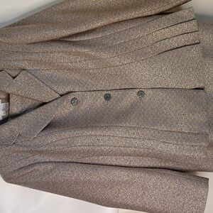 Vintage  Spring woman's skirt suit mettalic beige size 16 Excellent condition